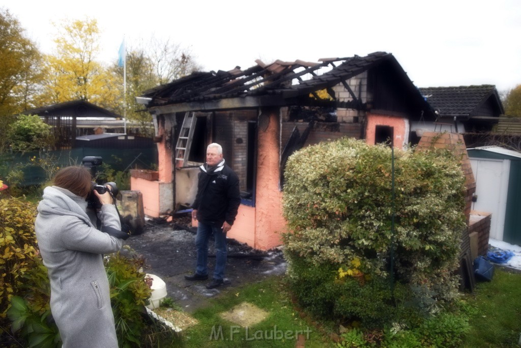 Wieder Laubenbraende Koeln Fuehlingen Kriegerhofstr P057.JPG - Miklos Laubert